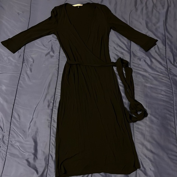 DVF classic black wrap dress - Picture 3 of 8